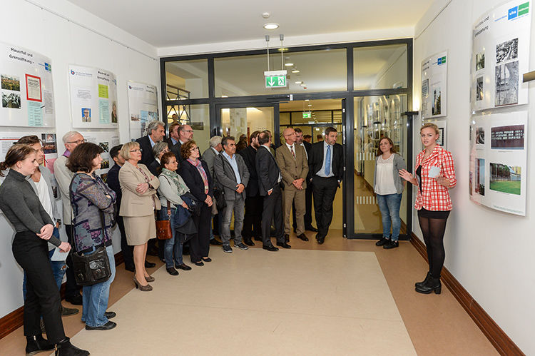 Eröffnung der Ausstellung "Grenzerfahrung" der Klasse HGC-O im Mülheimer Rathaus am 01.10.2015 | Quelle: BK-Stadtmitte